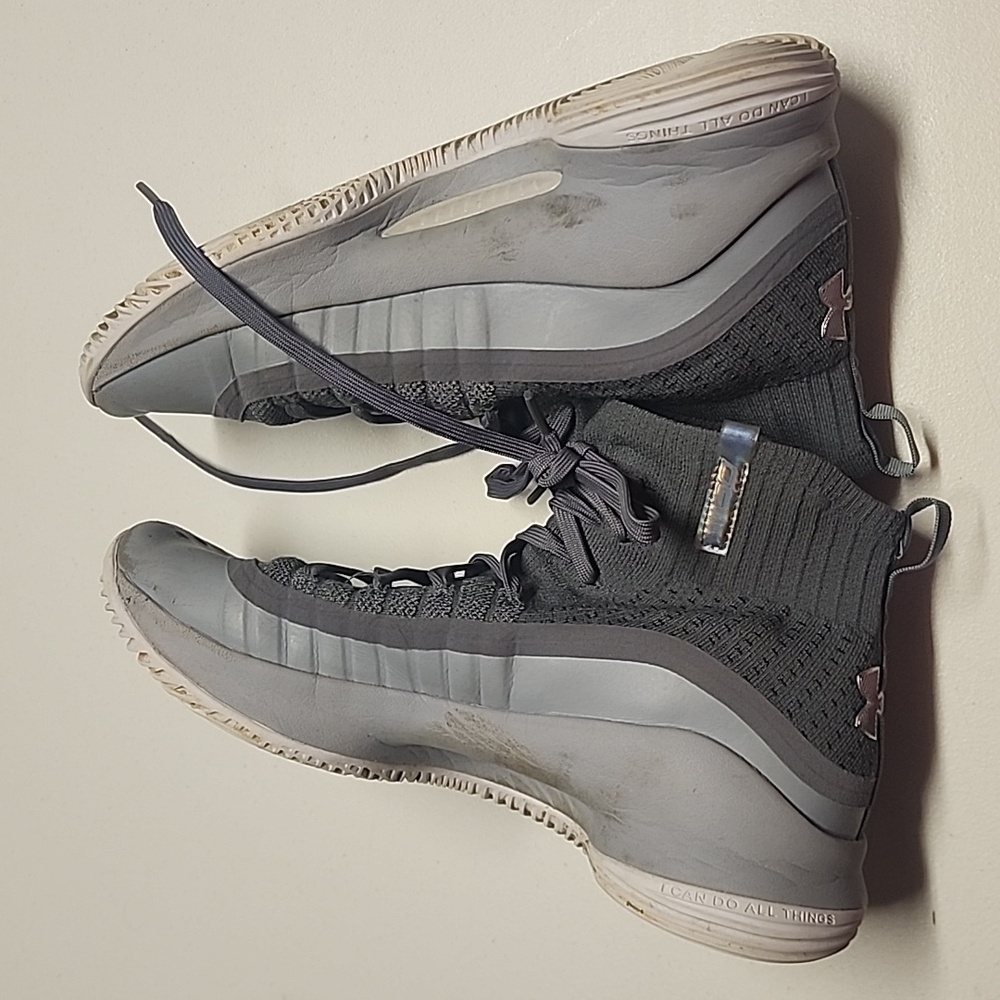 Boys Curry 4 - Picture 2 of 4
